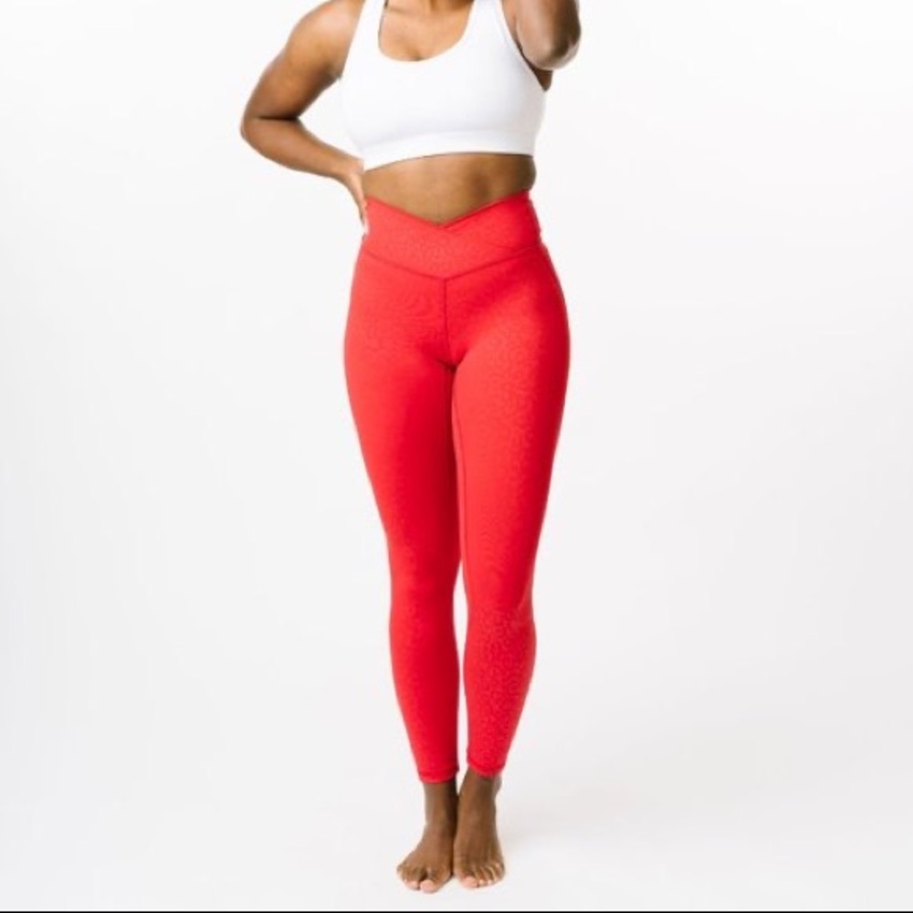 Zyia active leggings size 6 / 8 Red Leopard Light n Tight Hi-Rise 7/8 24"